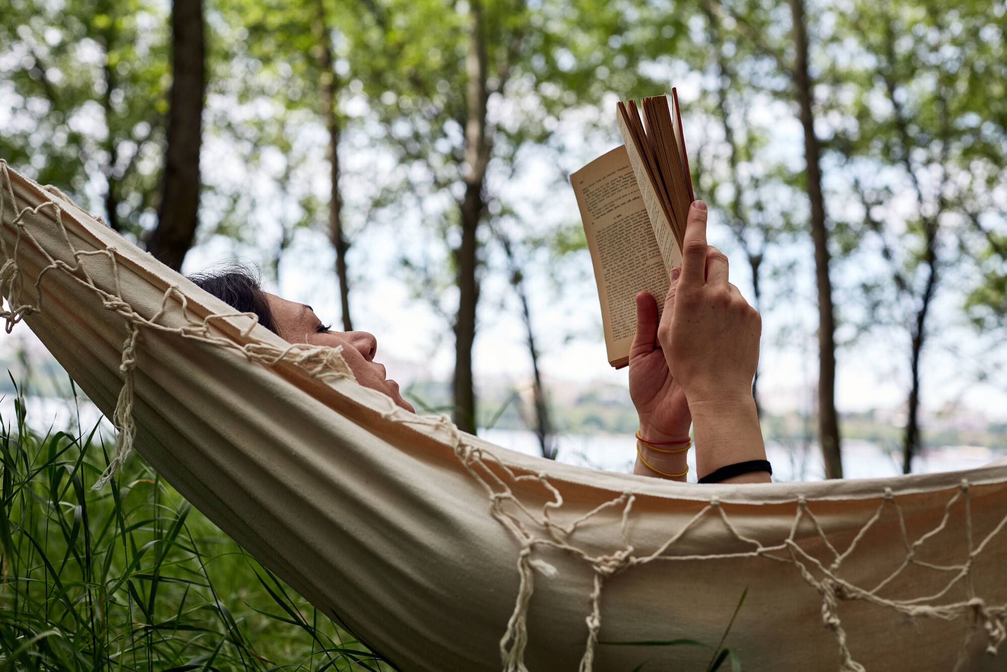 Kitap Köşesi / Hamak Keyfi